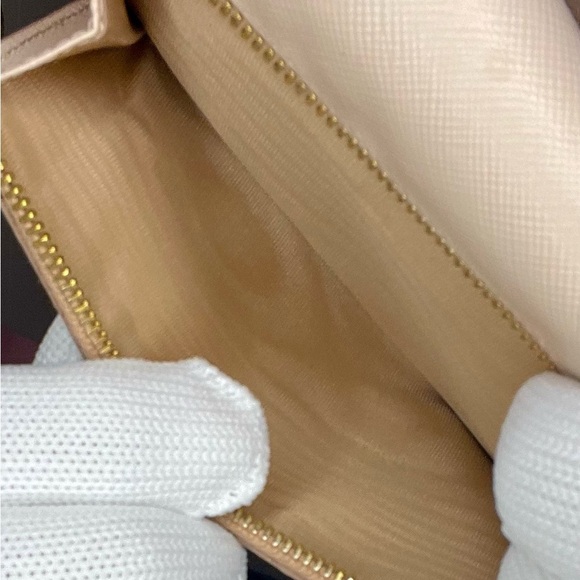 Prada Saffiano Double Snap Ribbon Walker - Picture 5 of 16